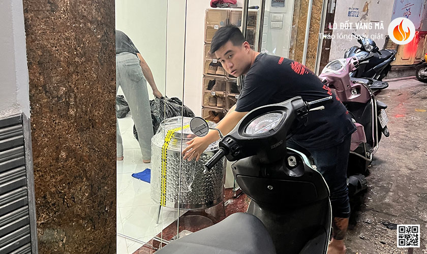 Giao lò đốt mã cho Anh Nam tại Kim Giang, Hoàng Mai